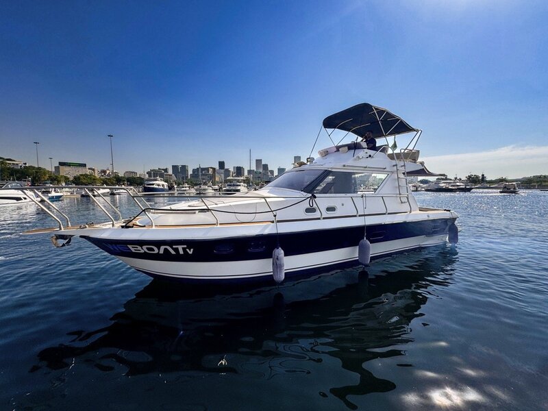 Oceanic 36 - Lancha para alugar no Rio de Janeiro